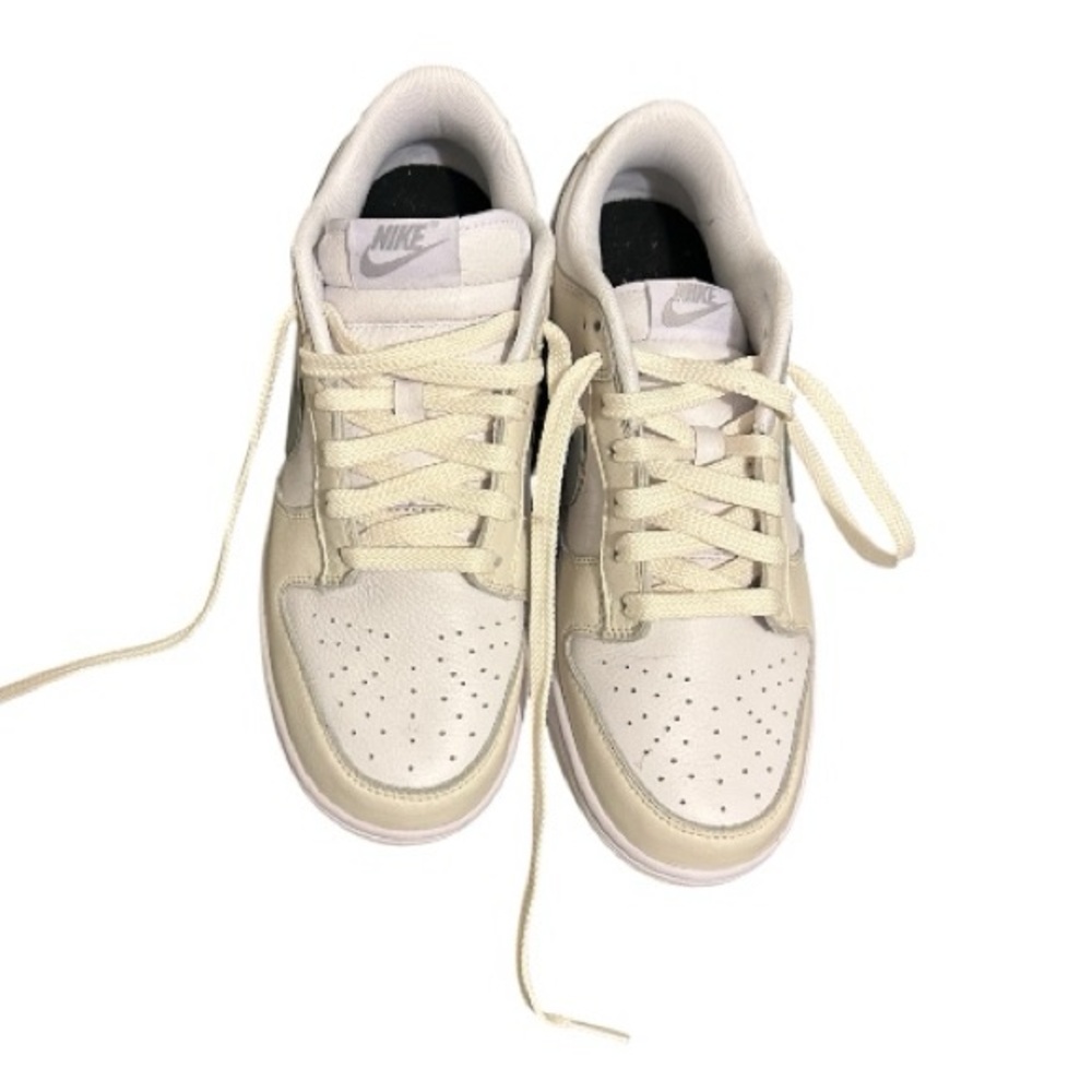 Nike Dunk Low Sneakers –White/Cream
Size:US 7.5 
Style Code: IM1408-900